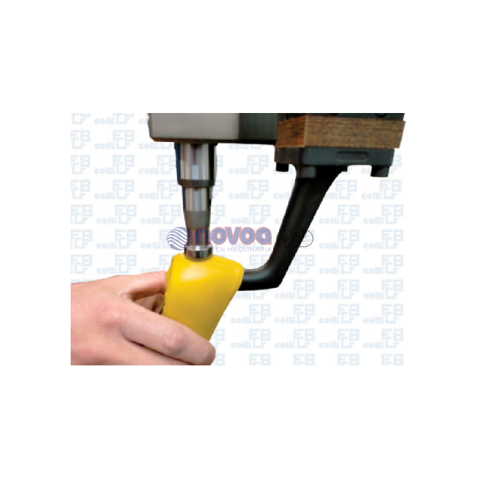 Colli Mod BS3. Máquina de asentar corte con columna.